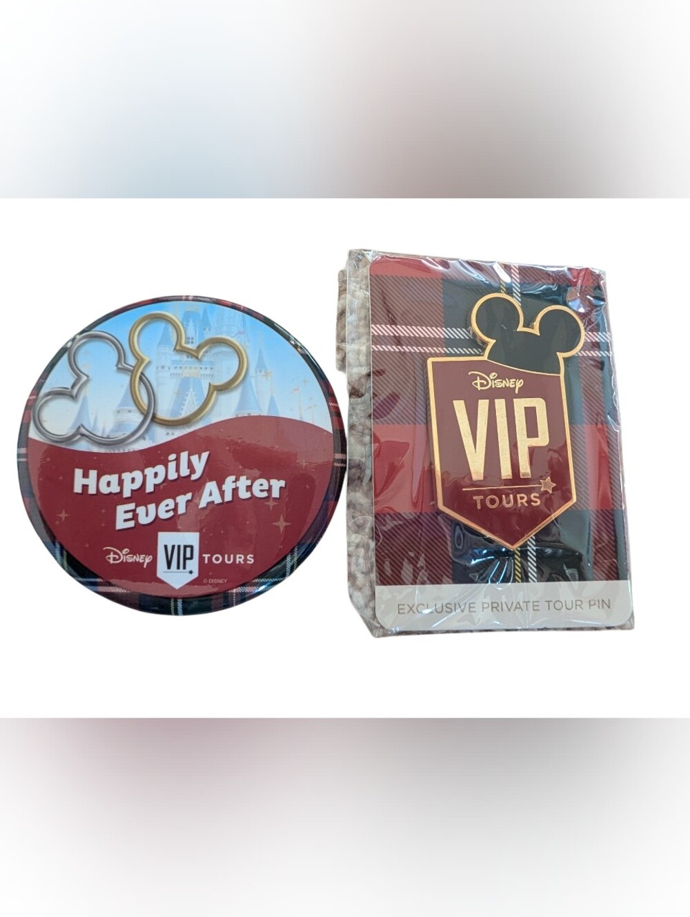 NEW IN PACKAGE Set Of Two VIP Disney World DisneylandTour Pins/Buttons